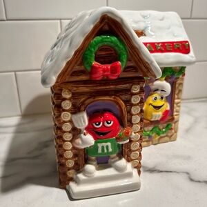 M&M Christmas bakery cookie jar